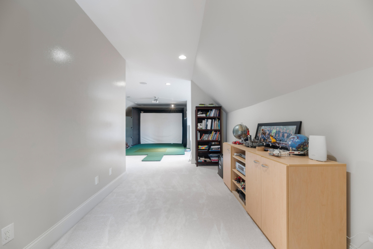 Listing Image 58