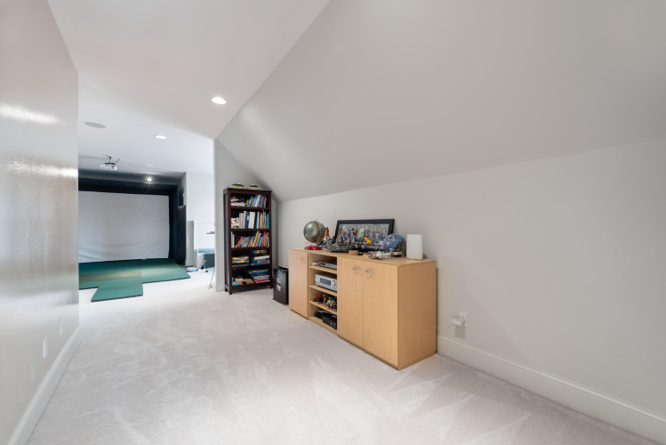 Listing Image 59