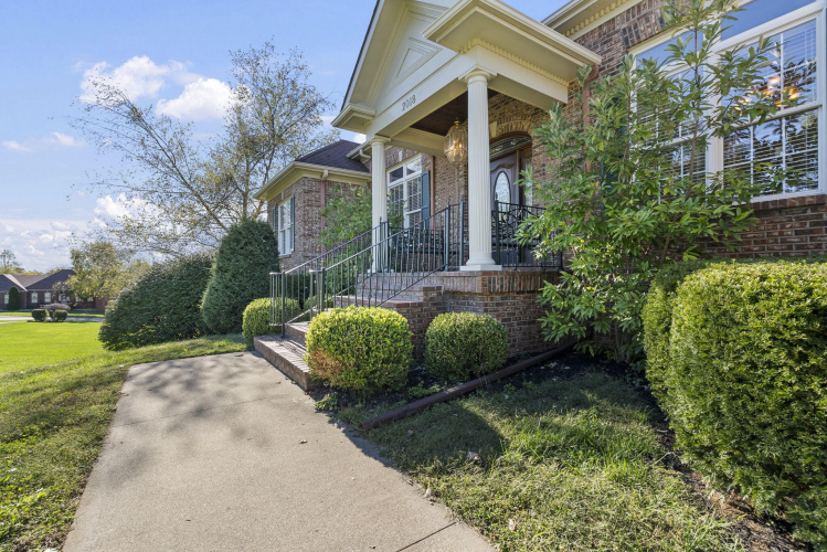 Listing Image 82