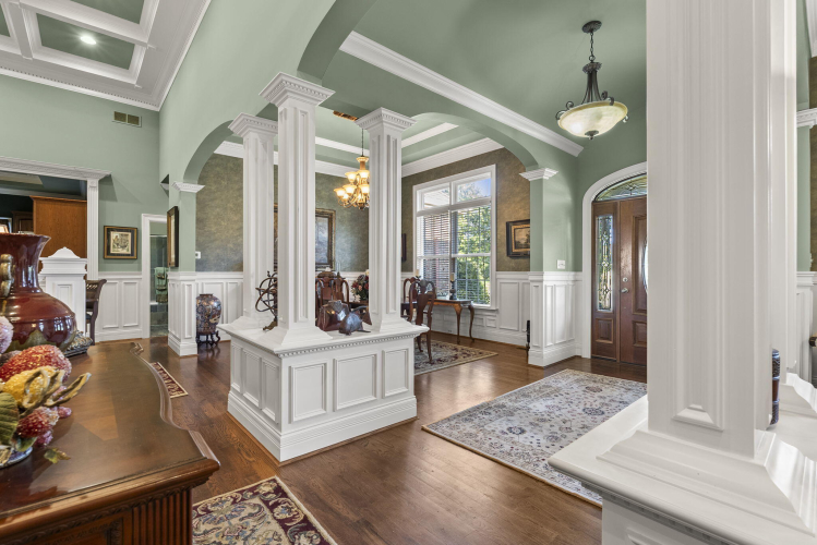 Listing Image 10