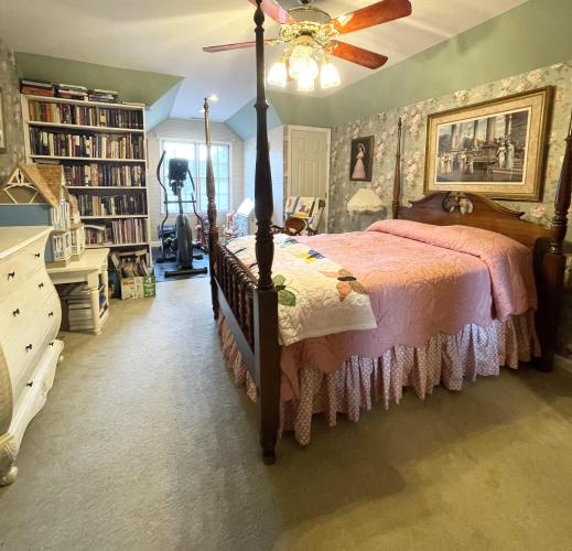 Listing Image 19