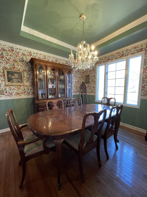 Listing Image 8