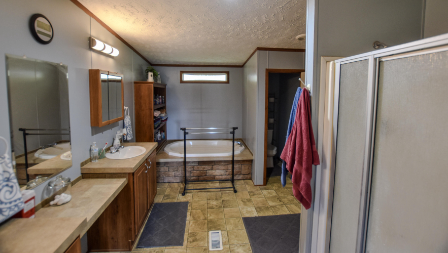 Listing Image 42