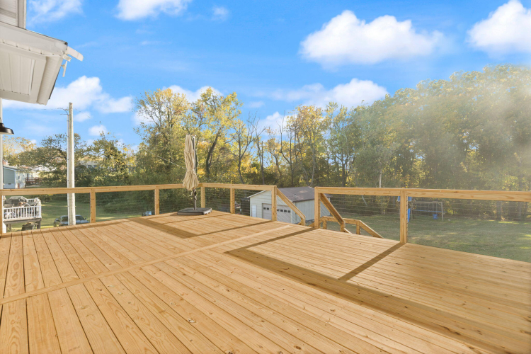 Listing Image 44