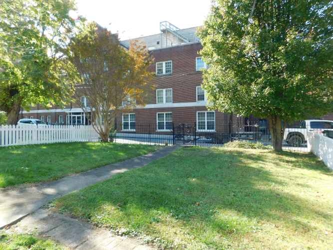 Listing Image 81