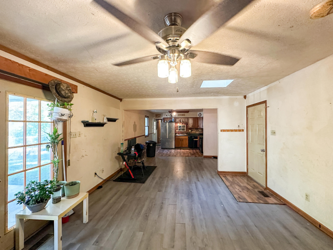 Listing Image 39