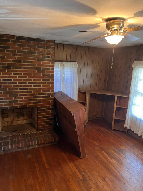 Listing Image 6