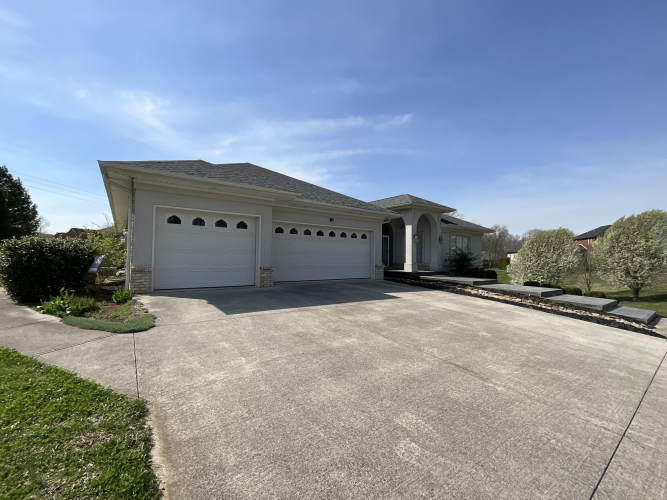 Listing Image 114