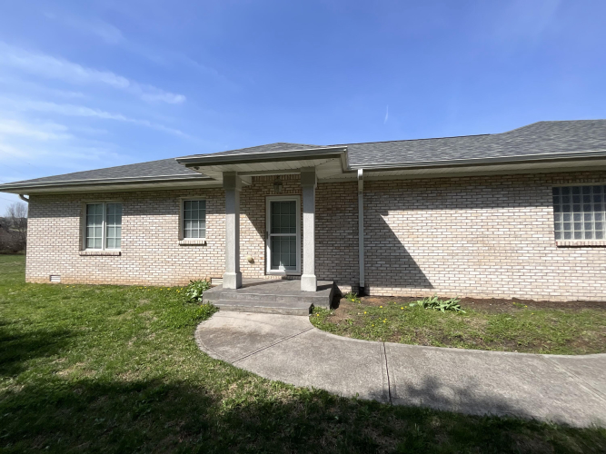 Listing Image 121