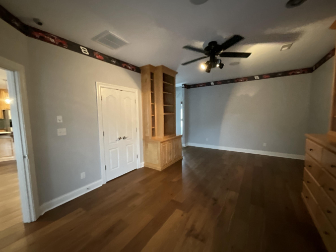 Listing Image 46