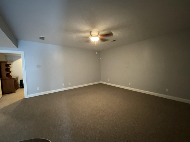 Listing Image 79