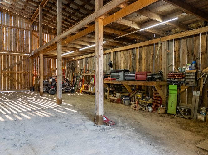 Listing Image 41