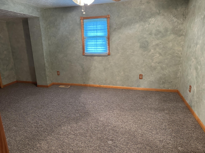 Listing Image 24