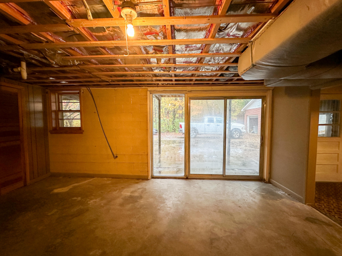 Listing Image 33