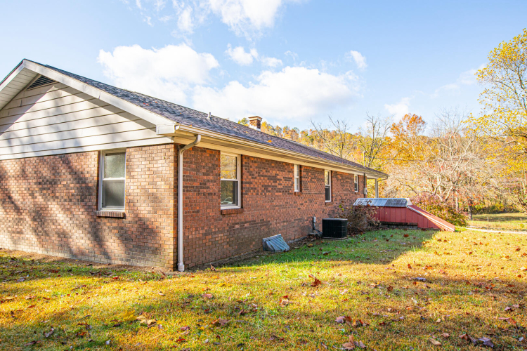 Listing Image 41