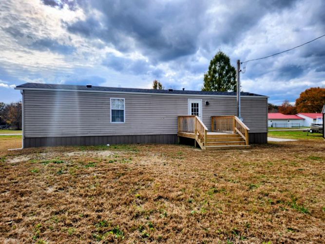 Listing Image 5