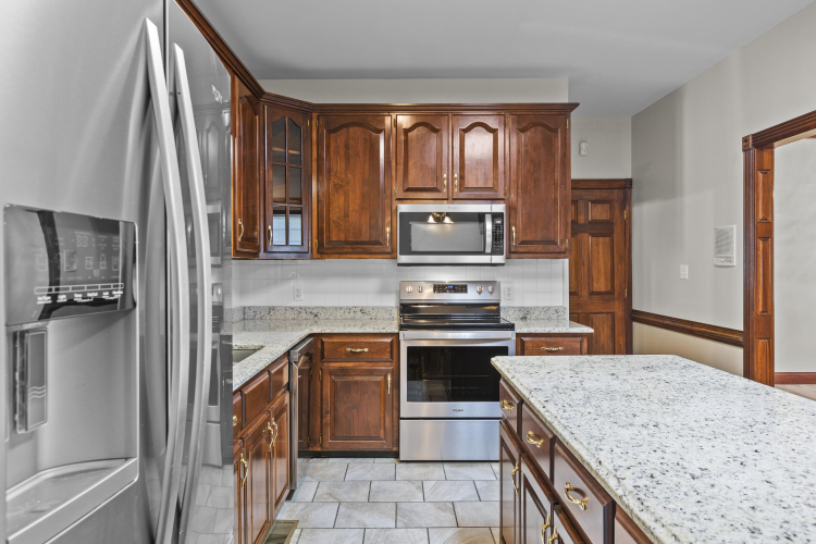 Listing Image 18