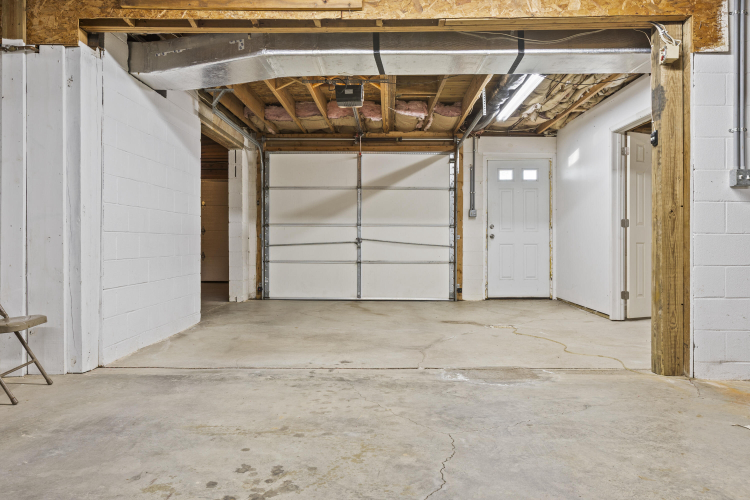 Listing Image 61