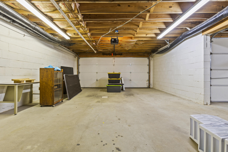 Listing Image 66