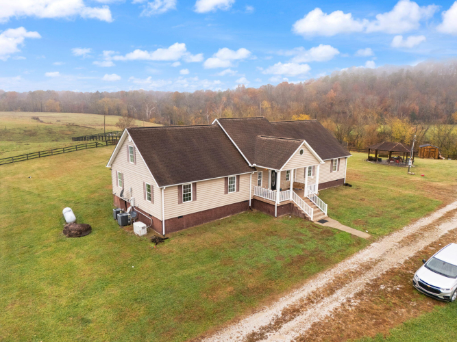 Listing Image 16
