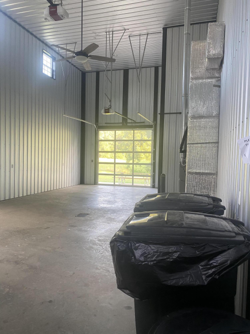 Listing Image 32