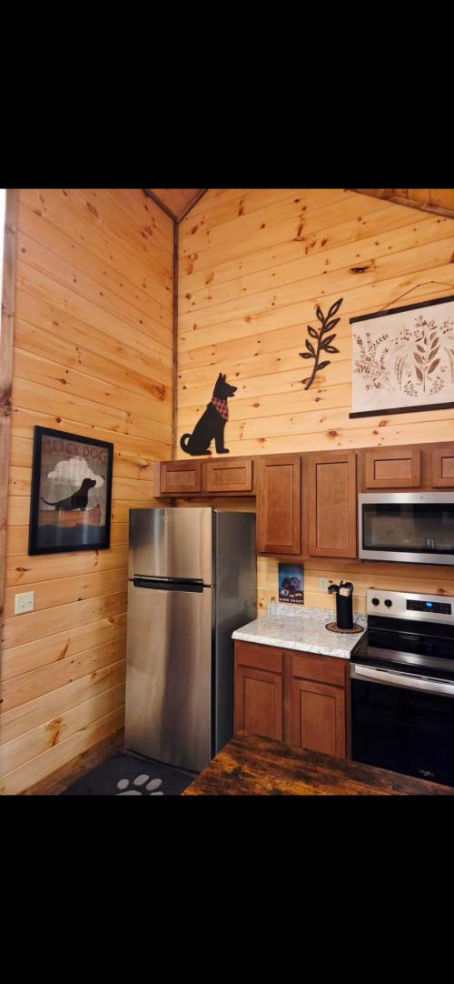 Listing Image 11