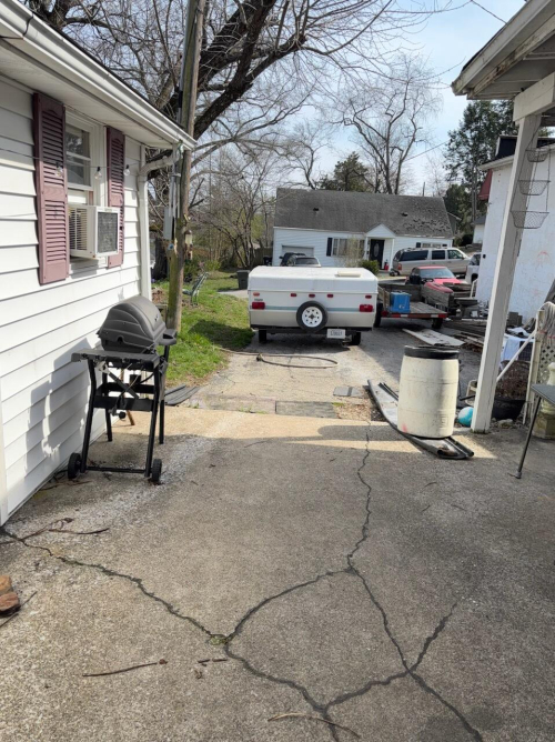 Listing Image 27