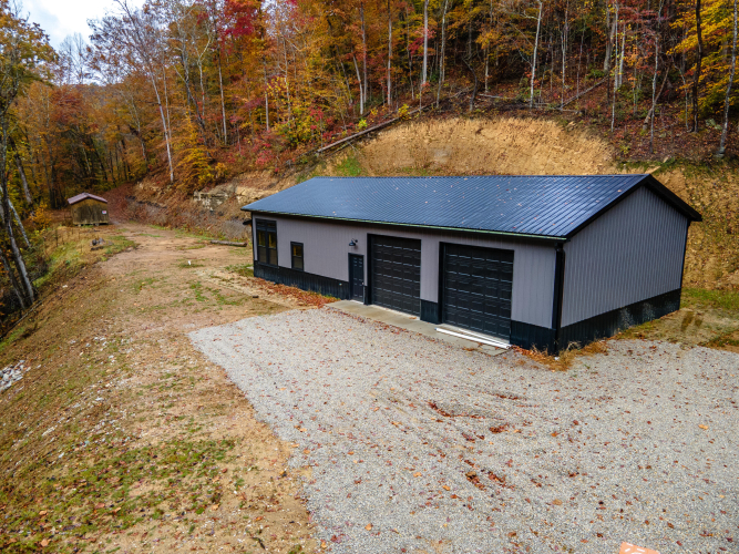 Listing Image 11