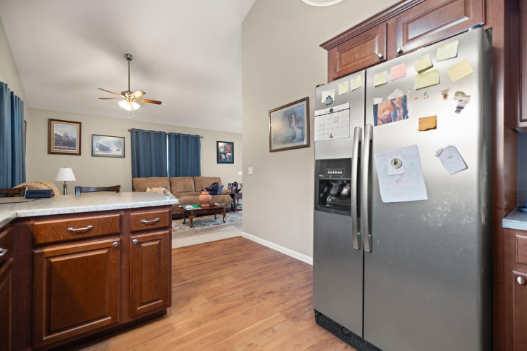 Listing Image 14