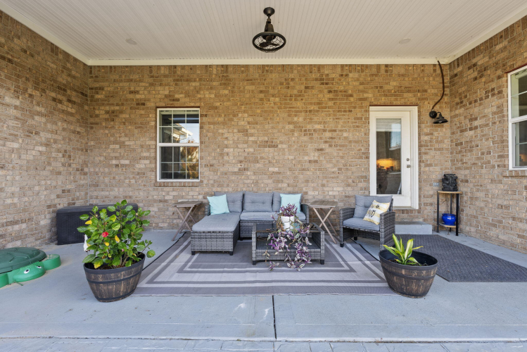 Listing Image 64