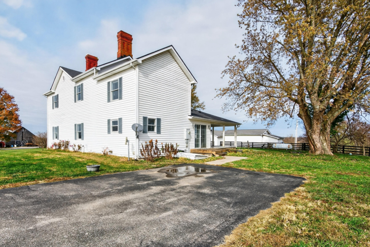 Listing Image 38