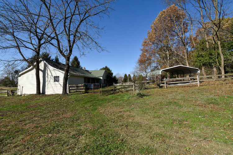 Listing Image 36