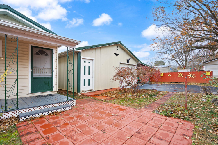 Listing Image 26