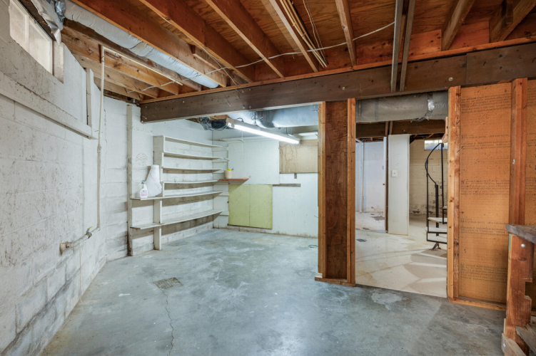 Listing Image 25