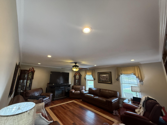 Listing Image 17