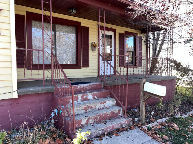 Listing Image 3