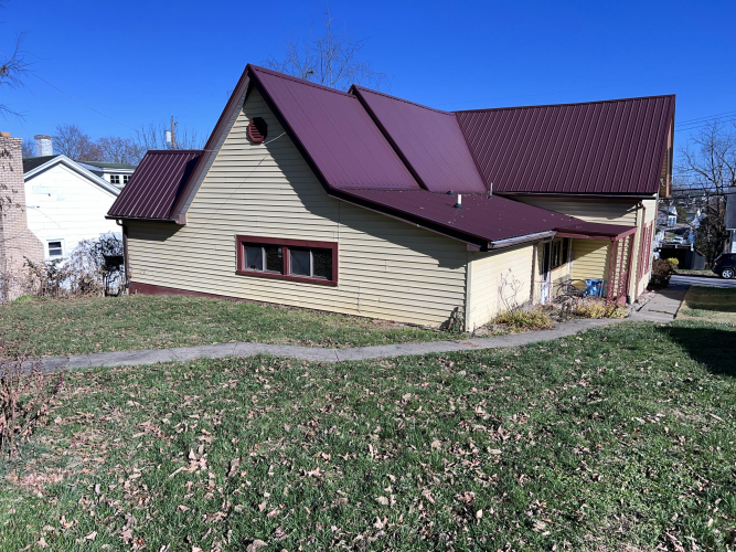 Listing Image 4