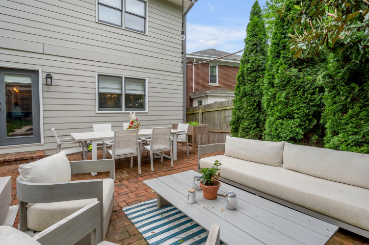 Listing Image 64