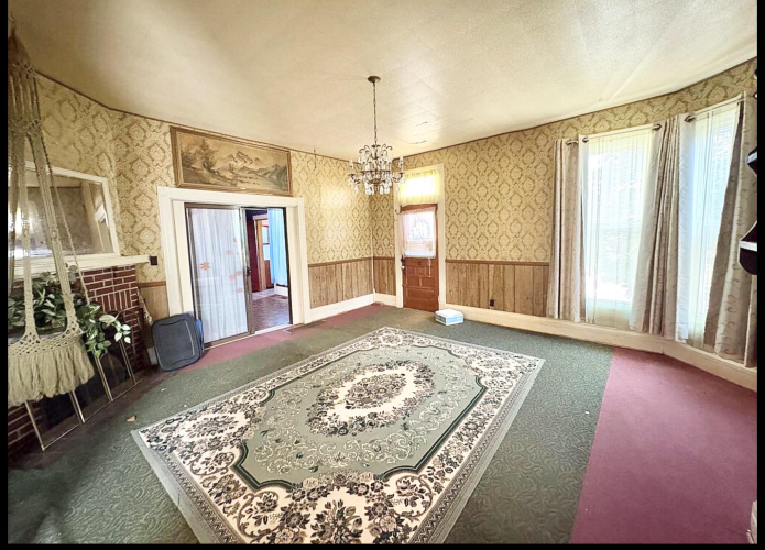 Listing Image 16