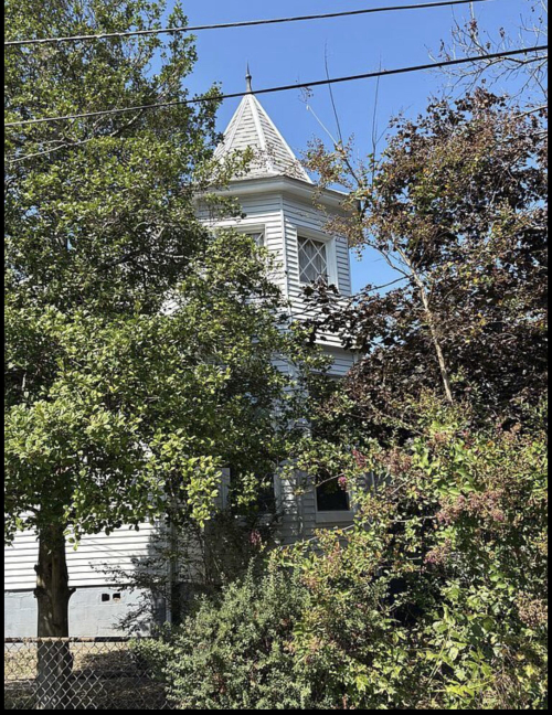 Listing Image 8
