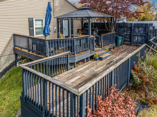 Listing Image 5