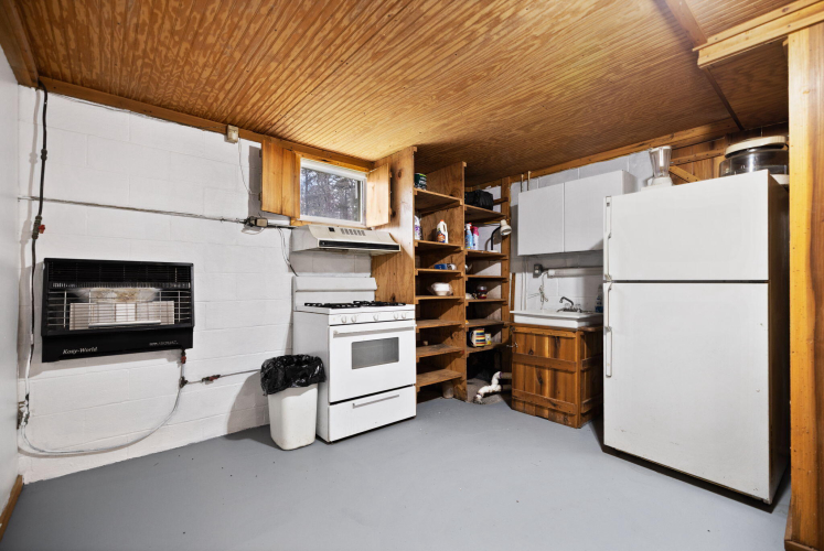 Listing Image 28