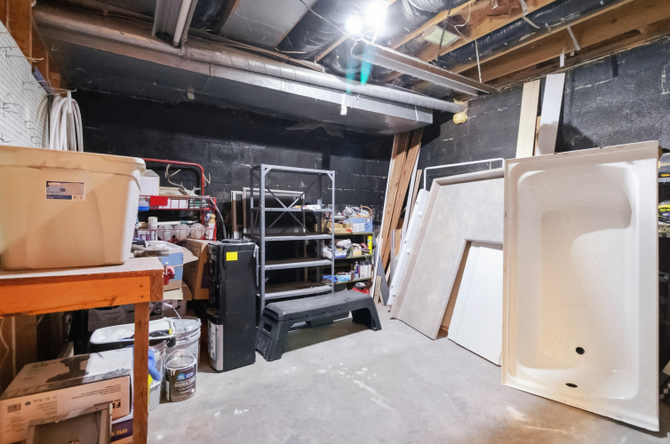 Listing Image 32
