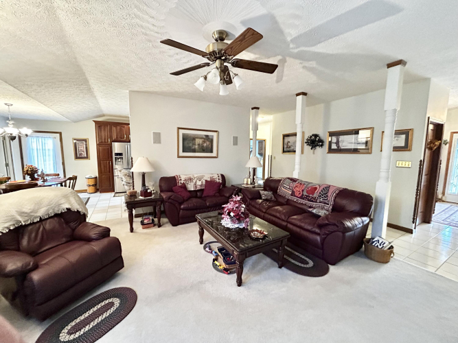 Listing Image 36