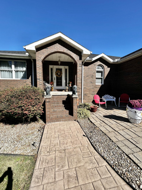 Listing Image 6