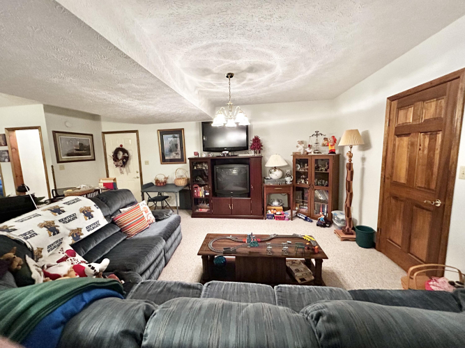 Listing Image 66