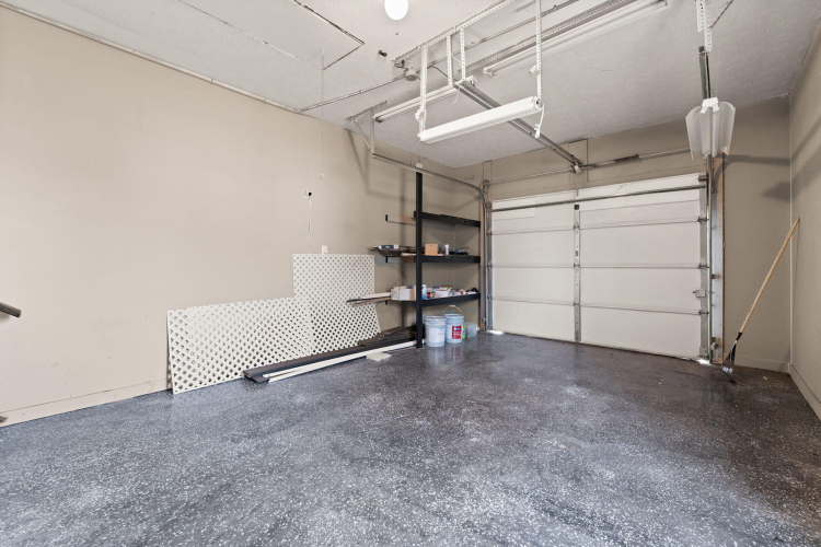 Listing Image 106