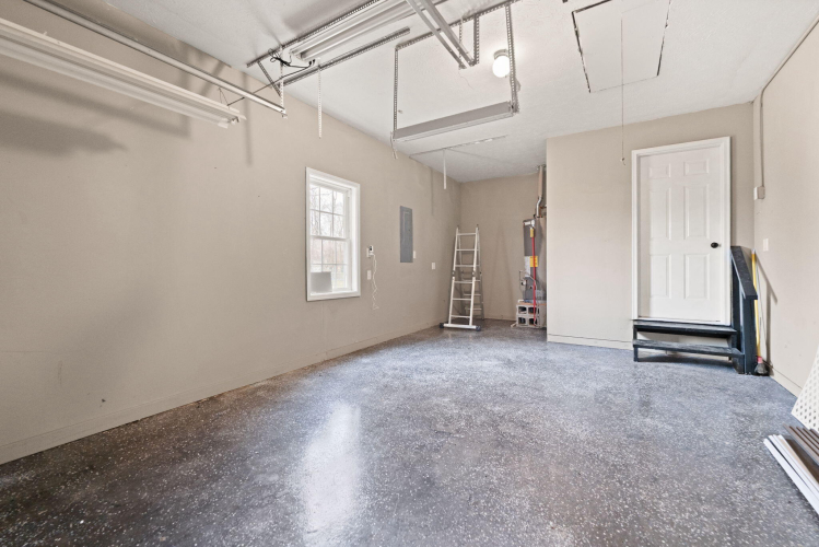 Listing Image 108