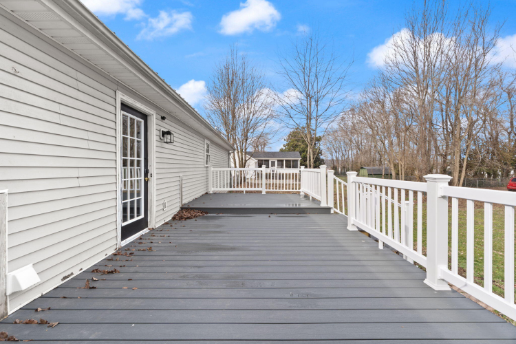 Listing Image 84