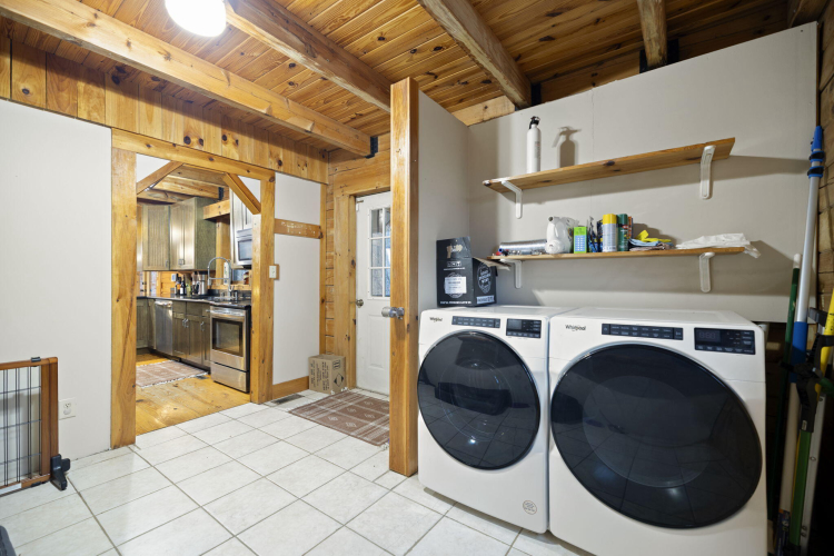 Listing Image 23